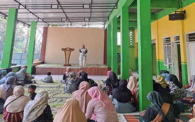 RAPAT WALI MURID KELAS XII SMA PELITA NUSANTARA